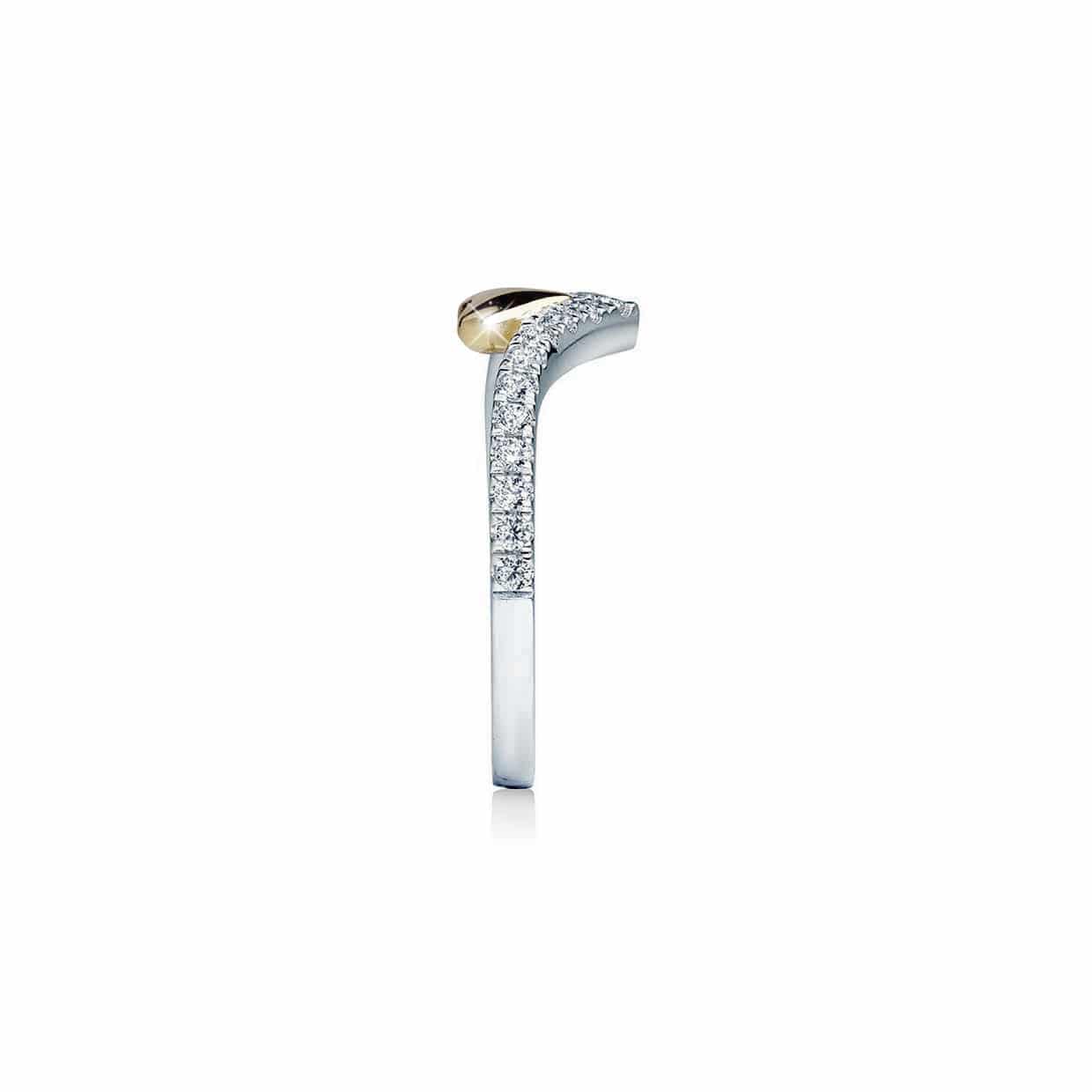 Loving V heart ring med forgyldt hjerte