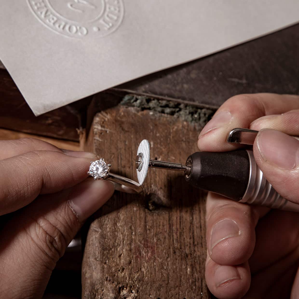 Oxford 6 fatninger solitaire ring i forgyldt sterlingsølv