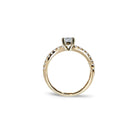 Oxford square cut solitaire ring i guld