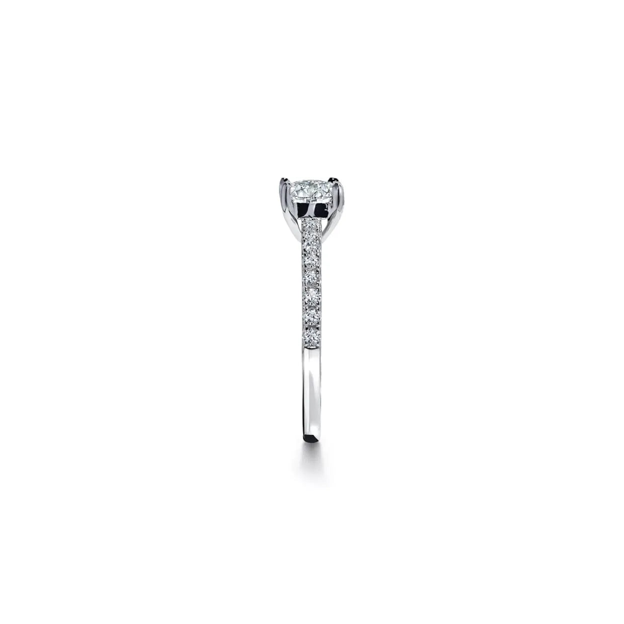 Romance solitaire forlovelsesring med hvid princess cut diamant