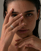 Oxford sølv rund solitaire-ring med sten