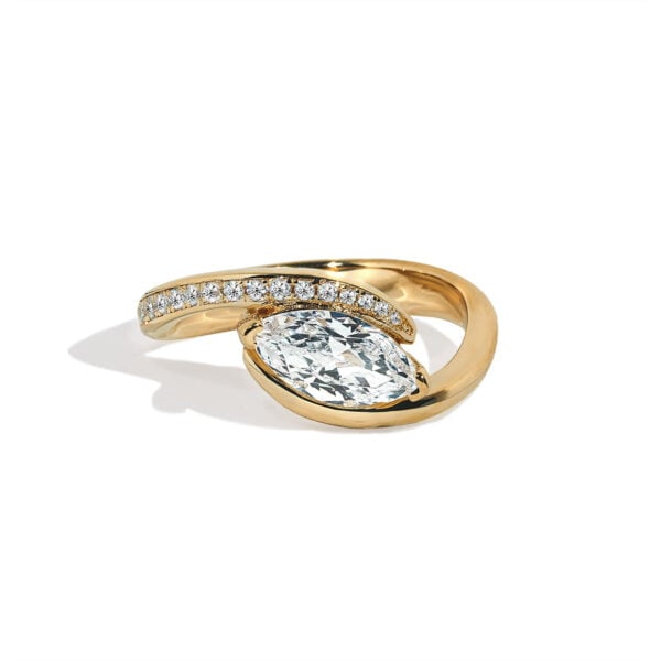 Oxford Gold Small Scandi Ring
